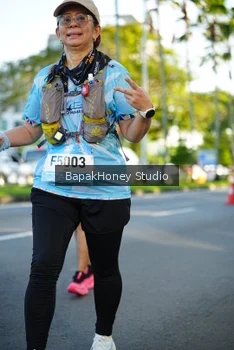 Runner Photo 1565992