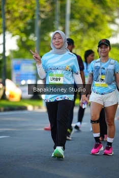 Runner Photo 1565994