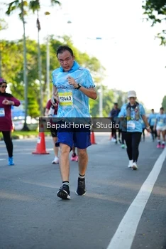 Runner Photo 1566013