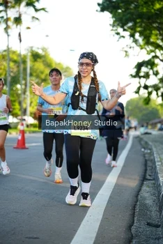 Runner Photo 1566036