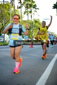 Runner Photo 1566051