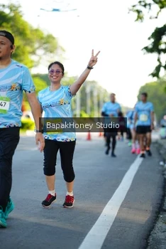 Runner Photo 1566063