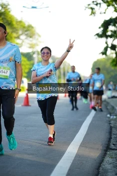 Runner Photo 1566067
