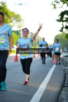 Runner Photo 1566068