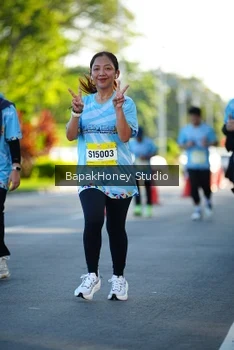 Runner Photo 1566331