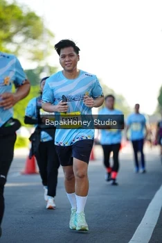 Runner Photo 1566461
