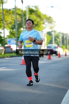 Runner Photo 1566488