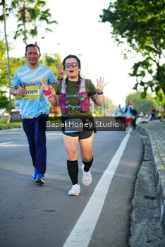 Runner Photo 1566519