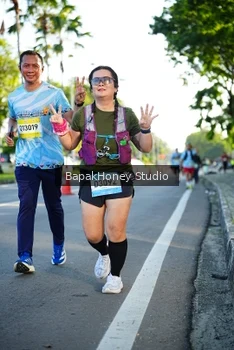 Runner Photo 1566523