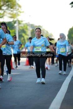 Runner Photo 1566576