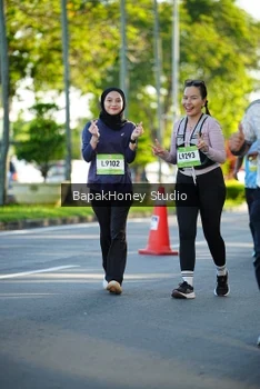 Runner Photo 1566646