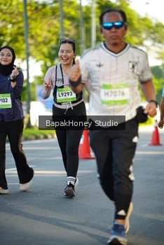 Runner Photo 1566651