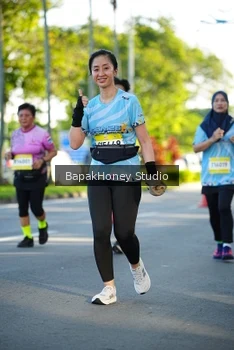 Runner Photo 1566682