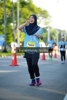 Runner Photo 1566688