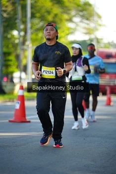 Runner Photo 1566823
