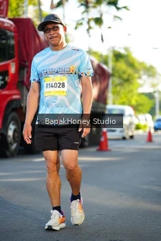 Runner Photo 1566866