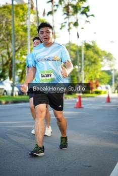 Runner Photo 1566874