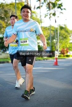 Runner Photo 1566878