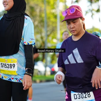 Runner Photo 1566906