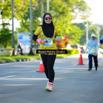 Runner Photo 1566924