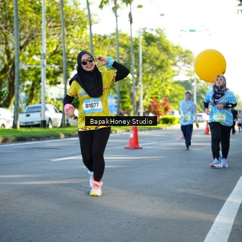 Runner Photo 1566933