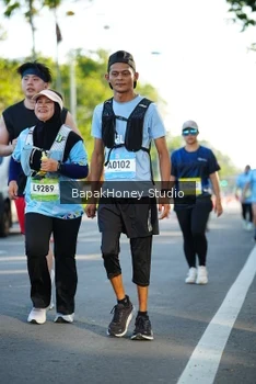 Runner Photo 1566977