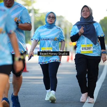 Runner Photo 1566999