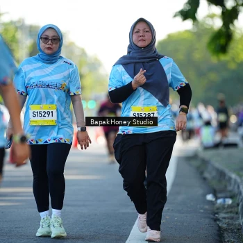 Runner Photo 1567000