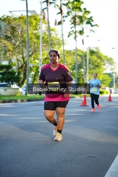 Runner Photo 1567030