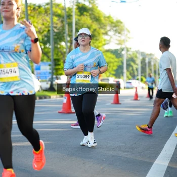 Runner Photo 1567037