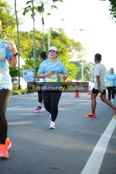 Runner Photo 1567039