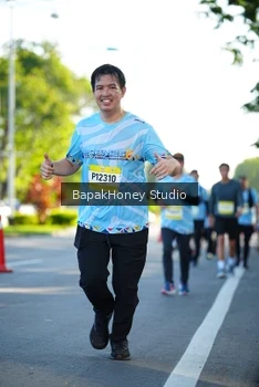Runner Photo 1567055