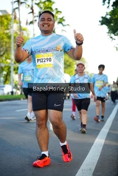 Runner Photo 1567122