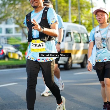 Runner Photo 1567131