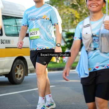Runner Photo 1567137