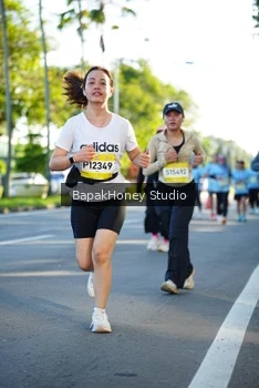 Runner Photo 1567160