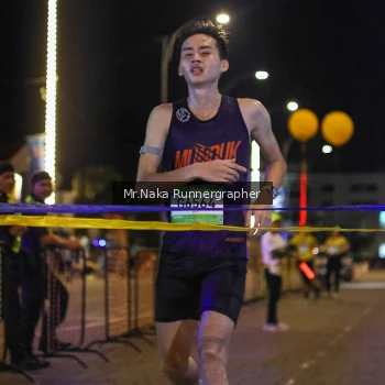 Runner Photo 1567265