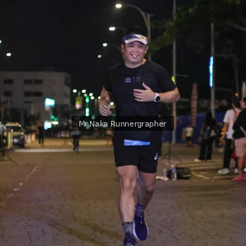 Runner Photo 1567308