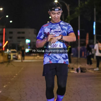 Runner Photo 1567319