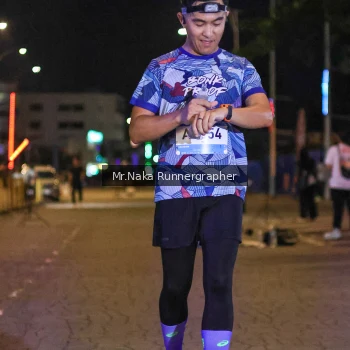Runner Photo 1567321