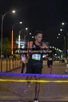 Runner Photo 1567325