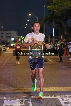 Runner Photo 1567453