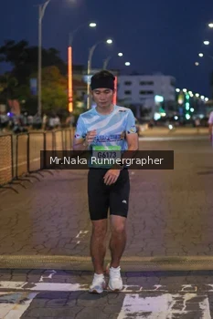Runner Photo 1567513