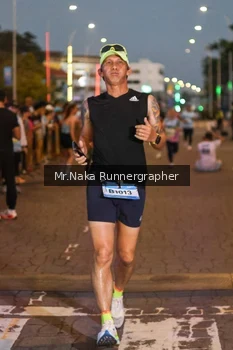 Runner Photo 1567692
