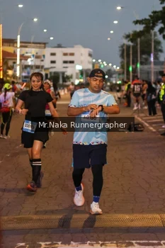 Runner Photo 1567701