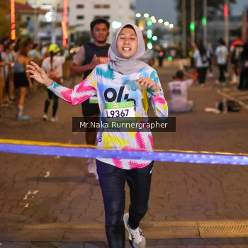 Runner Photo 1567706
