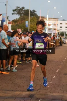 Runner Photo 1567778