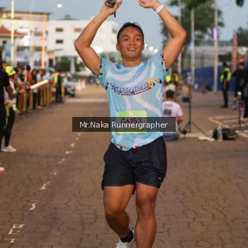 Runner Photo 1567782
