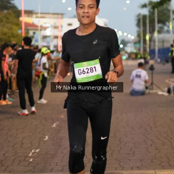 Runner Photo 1567803