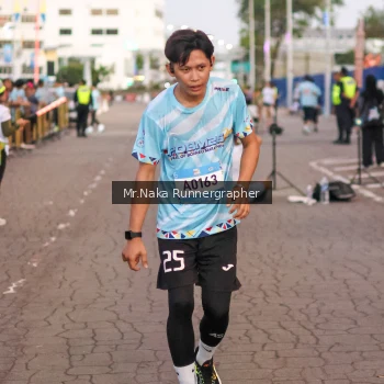 Runner Photo 1568043